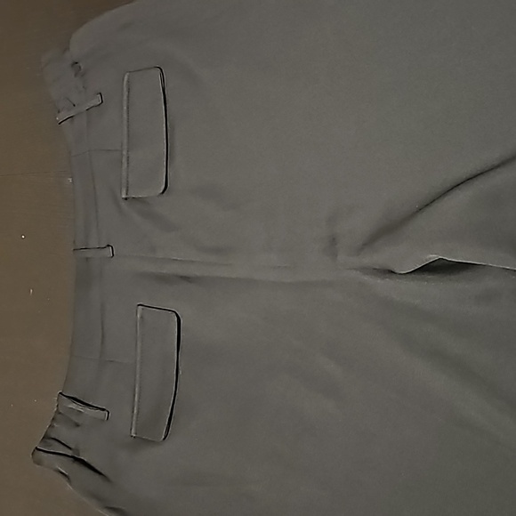 ADDITIONELLE Walking Short - Picture 6 of 7